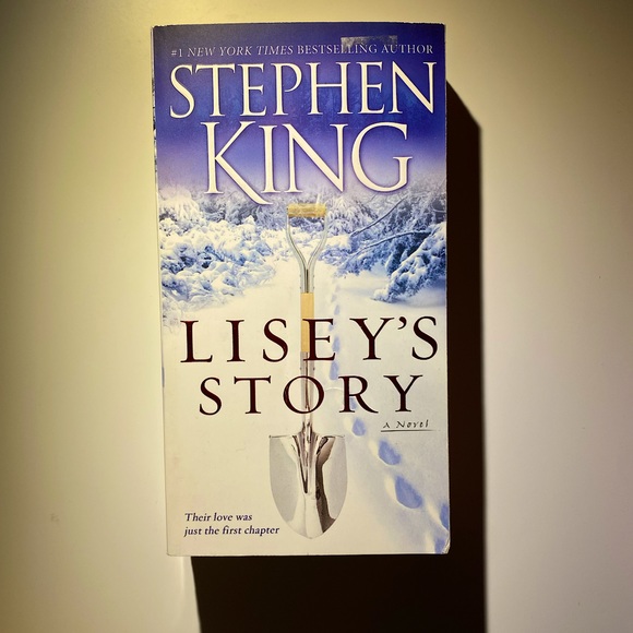 Lisey’s Story by Stephen King. Mass Market Paperback - Picture 2 of 7